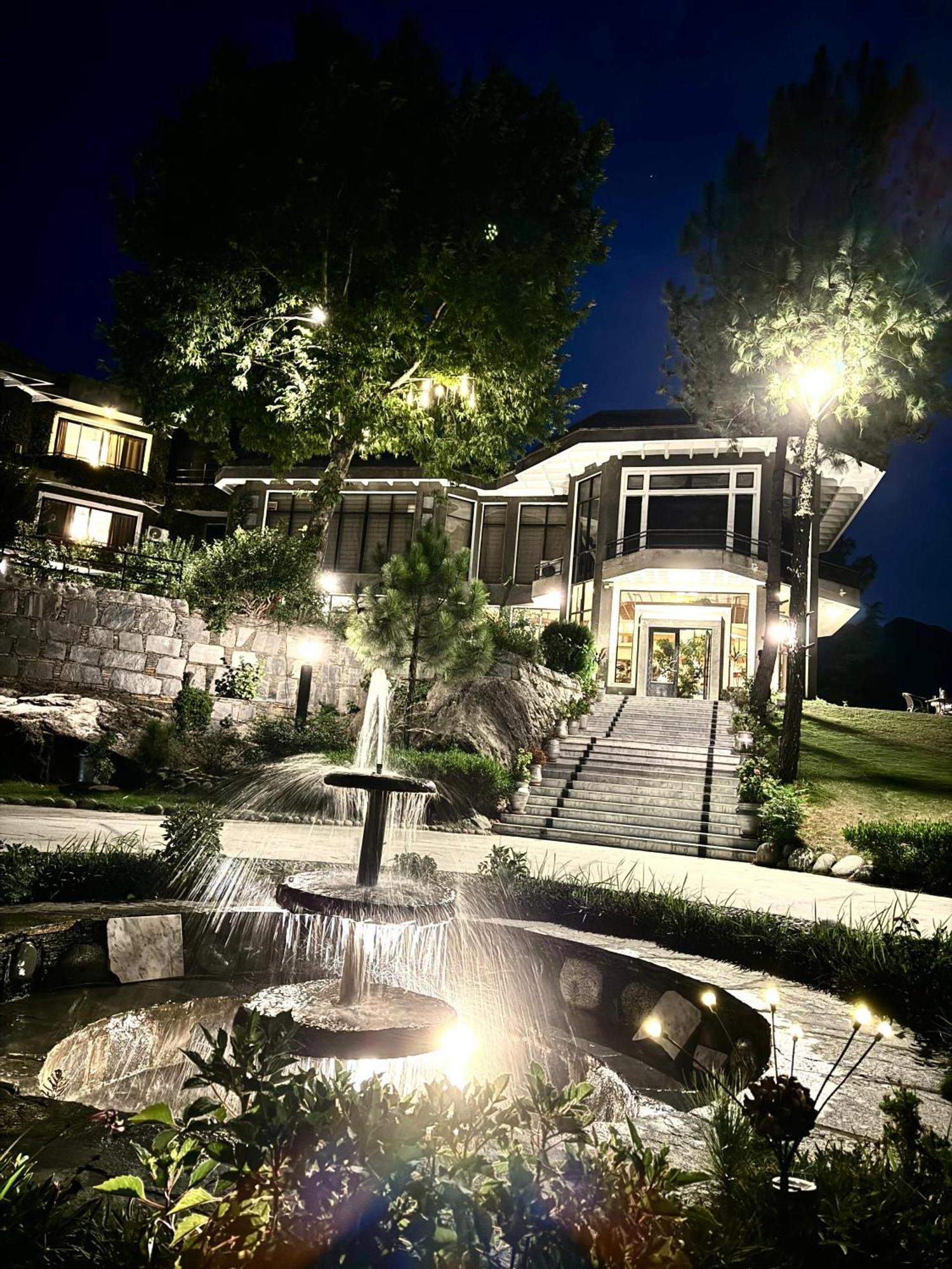 Rock City Resort Saidu Sharif Exterior foto